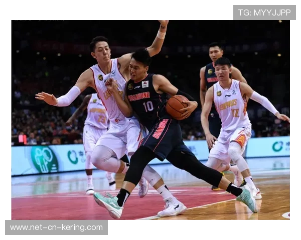 CBA多队加强封盖与轮转训练，打造坚不可摧的防守壁垒