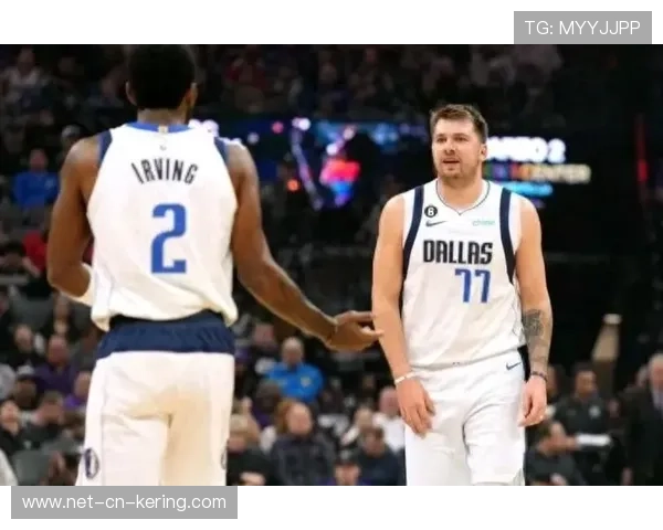 东契奇精彩传球助攻队友得手,独行侠团队配合更默契